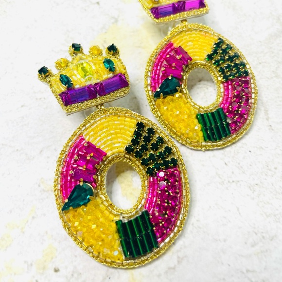 Mardi Gras King Cake Earrings - Picture 2 of 5
